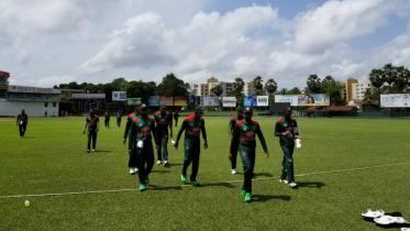 P Sara warm up match.jpg