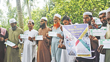 people of Kuakata.jpg