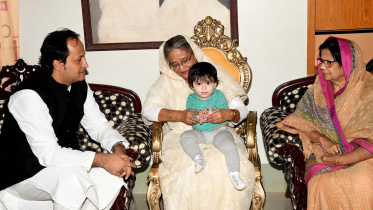 PM-mohiuddin-family-wb.jpg