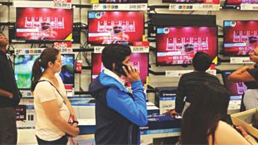 Professional Line-Standers