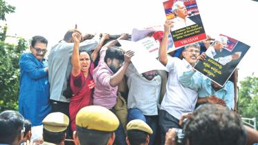 Protest Varavara Rao.jpg