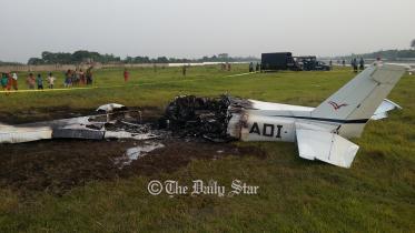 Training aircraft crash kills female pilot in Bangladesh 