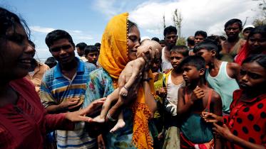 Rohingya-mother-wb.jpg
