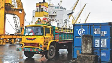 rohingya aid stuck.jpg