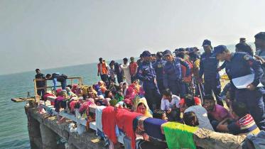 Rohingyas rescued.jpg