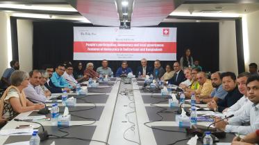 Roundtable on Democracy and local governance 1.jpg