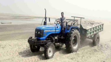 sand lifting teesta.jpg