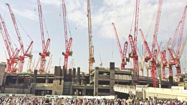 saudi crane accident.jpg