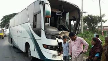 Road accident in Savar