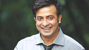 Shakib Khan and Nusraat Faria