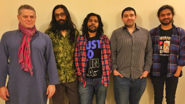 Shonar Bangla Circus.jpg