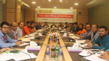 volunteers for tackling