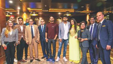 STARS LIGHT UP PACIFIC AVENUE