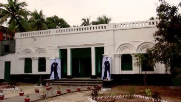 Suchitra Sen.mp4_20170418_122931.568.jpg