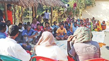 tea workers live.jpg