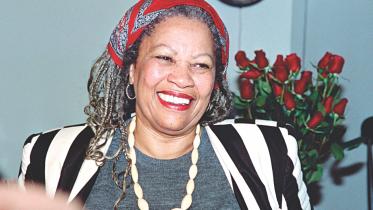Toni Morrison.jpg
