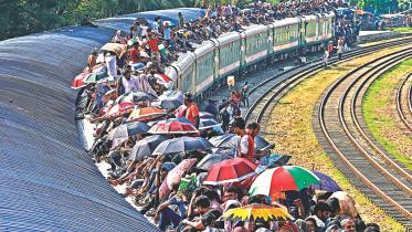 train roof travel.jpg