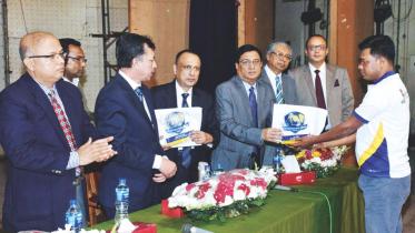 truck driver awarded.jpg