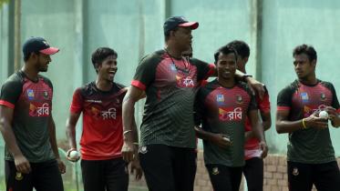 Walsh bowling camp.jpg