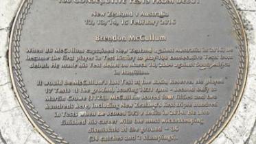 Reserves of uniqueness