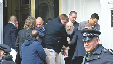 WikiLeaks founder Julian Assange.jpg