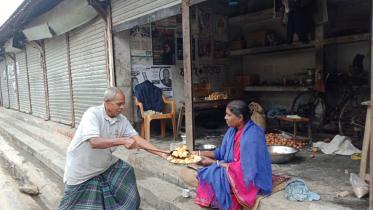 Women Corner Satbaria Bazar.jpg