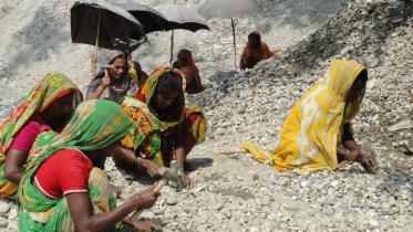 women stone breakers.jpg