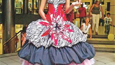 Working with the Live Mannequins