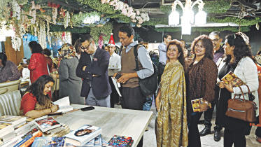 writer Sharbari Zohra Ahmed 1.jpg