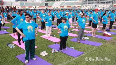 yoga_dhaka_2_Amran Hossain.JPG