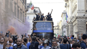 azzurri-parade.gif