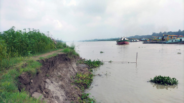 illegal-dredging-kaliganga-erosion.jpg