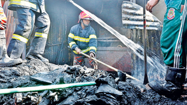 fire-in-fectory-old-dhaka.jpg