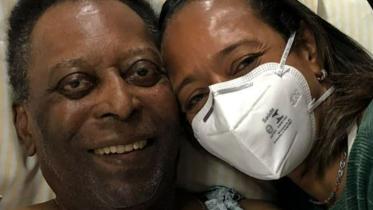 pele_with_daughter_1.jpg