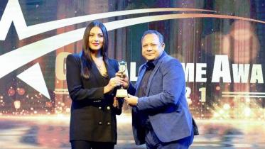 kallol_bhai_award.jpg