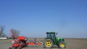 as-ukraine-sowing-season.jpg