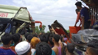 mymensingh_road_crash-02.jpg