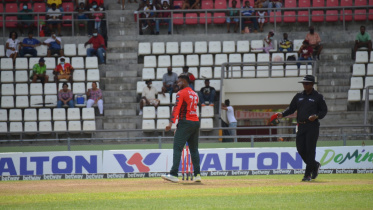shakib_bowling_in_second_t20i_walton.jpeg