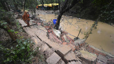 india-flood-killed-wall-collapse