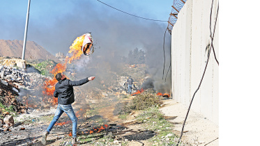 palestinian-protester.jpg