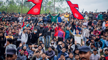 nepal-fans.gif