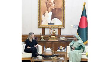 hm_ceo_meets_pm_hasina.jpeg