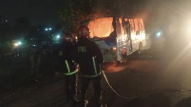 Bus torched in Narayanganj