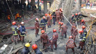 Roof collapses at RU construction site