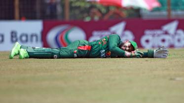 Mushfiqur ruled out of Test series