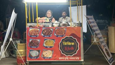 A couple’s journey from office desks to street food cart