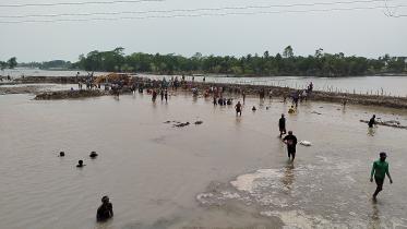 villages underwater in khulna after cyclone remal