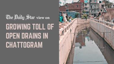 Open drains in Chattogram