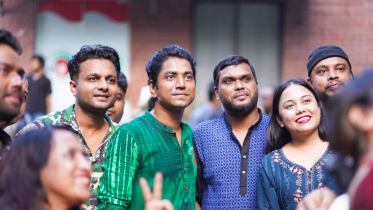 Music industry without politics.png