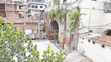 Mughal heritage Boro Katra attacked